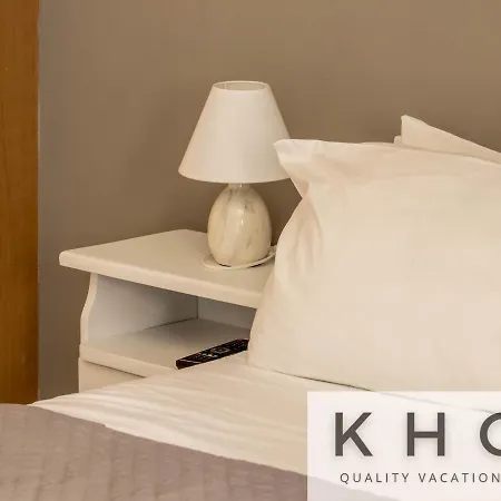 Sea View Retreat In Agios Konstantinos!