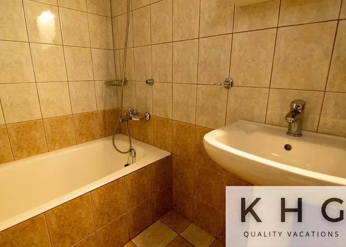 Sea View Retreat In Agios Konstantinos! 아파트