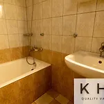 Three Flats, With Sea View, One Loft And Two Studios With Sea View! Apartamento