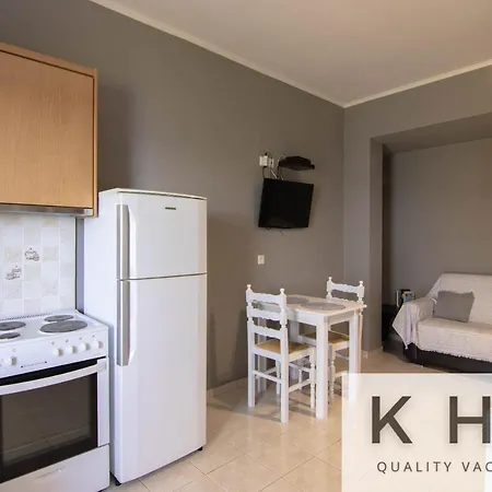 Three Flats, With Sea View, One Loft And Two Studios With Sea View!