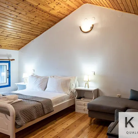 Three Flats, With Sea View, One Loft And Two With Sea View! Appartamento Dhavgáta