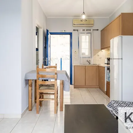 Three Flats, With Sea View, One Loft And Two With Sea View! Appartamento