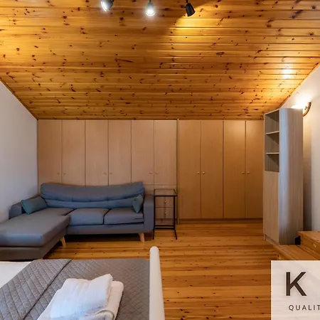 Appartamento Three Flats, With Sea View, One Loft And Two With Sea View! Dhavgáta