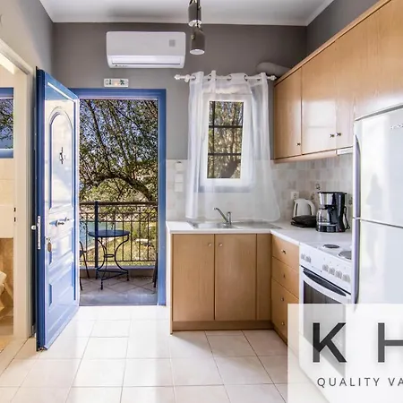 Three Flats, With Sea View, One Loft And Two With Sea View! * Δαυγάτα