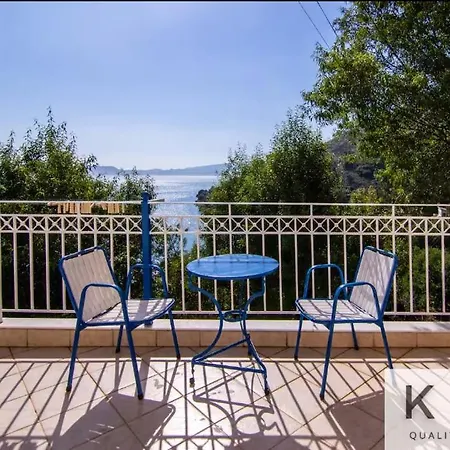 Διαμέρισμα Three Flats, With Sea View, One Loft And Two With Sea View! *