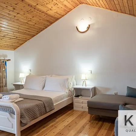 Διαμέρισμα Three Flats, With Sea View, One Loft And Two With Sea View! Δαυγάτα
